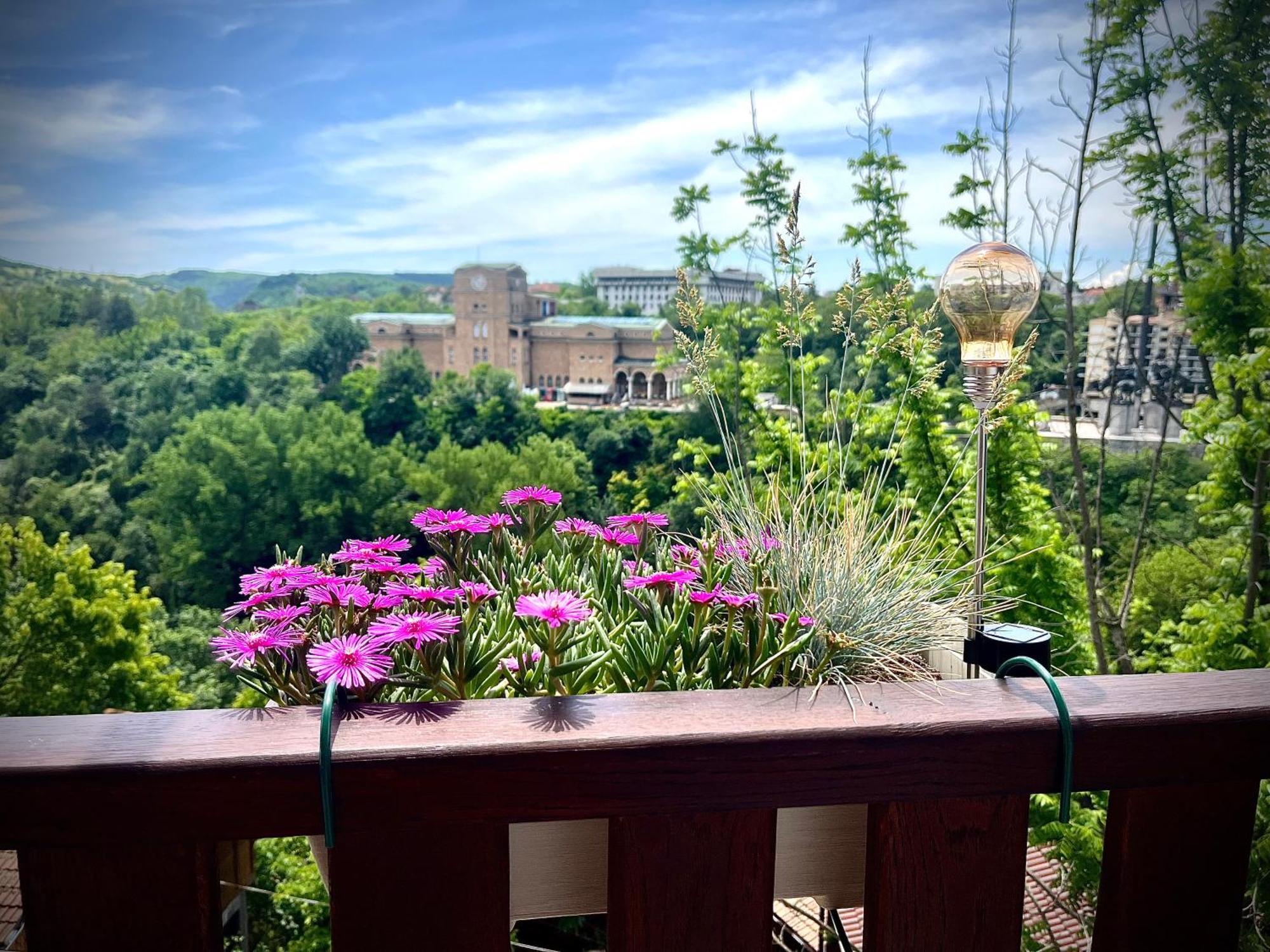 The Green Guest House Of Veliko Tarnovo-Amazing View, Top Location Exterior foto